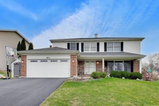 873 Hampton Drive, Carol Stream, IL 60188