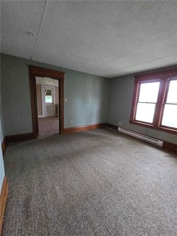 32 Vermont Street, Bath, NY 14810