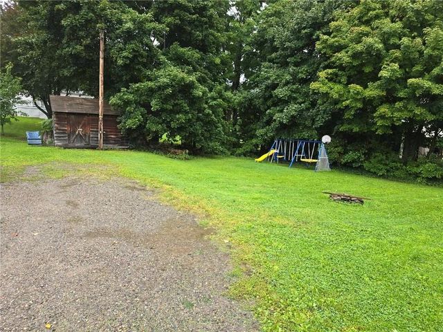 32 Vermont Street, Bath, NY 14810