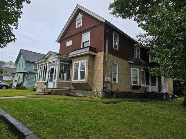 32 Vermont Street, Bath, NY 14810