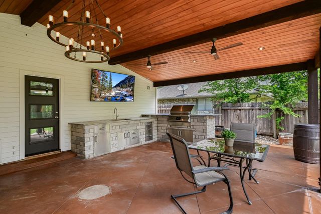 11711 Three Oaks TRL, Austin, TX 78759