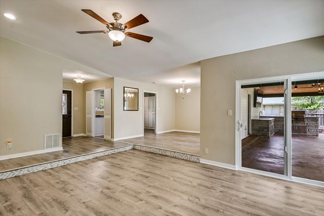11711 Three Oaks TRL, Austin, TX 78759