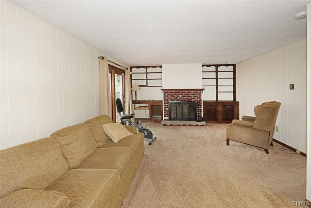 6118 Smith Road, Cicero, NY 13212