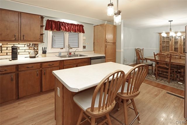 6118 Smith Road, Cicero, NY 13212