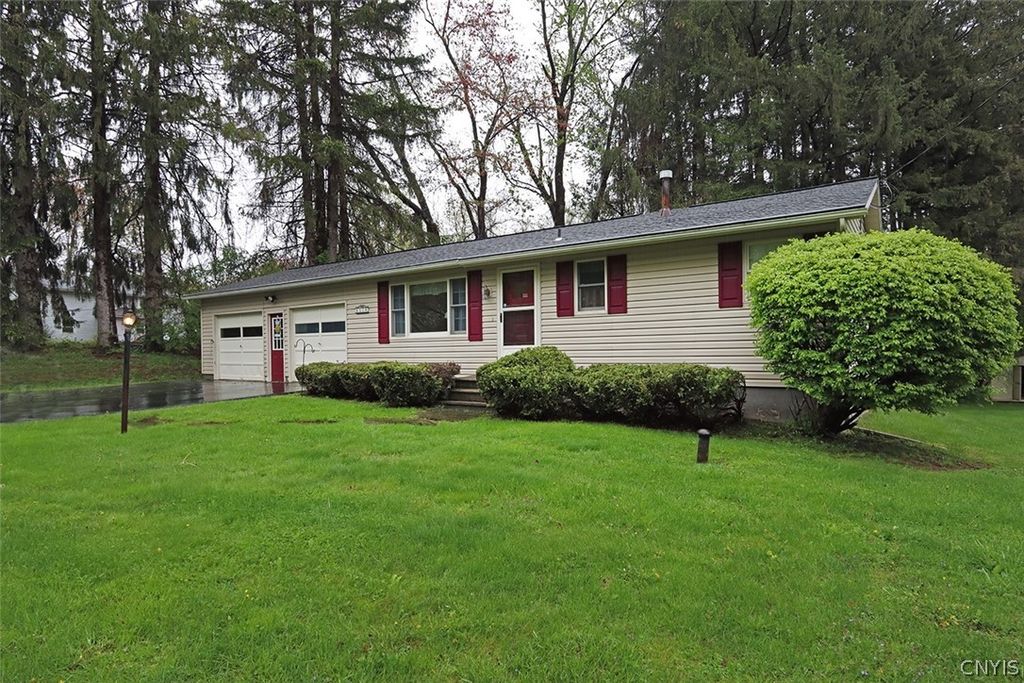 6118 Smith Road, Cicero, NY 13212