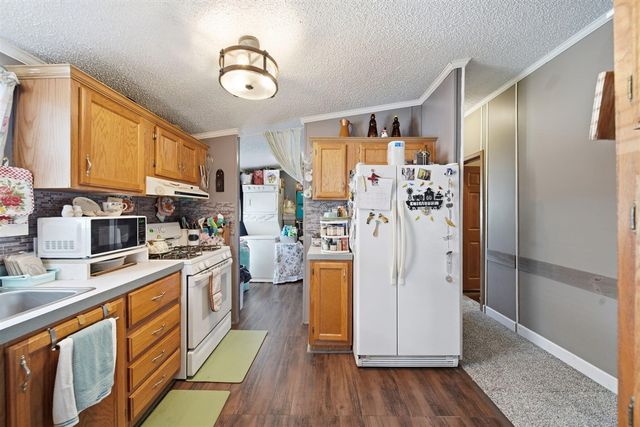 953 Savannah River Drive, Adrian, MI 49221