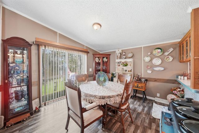 953 Savannah River Drive, Adrian, MI 49221