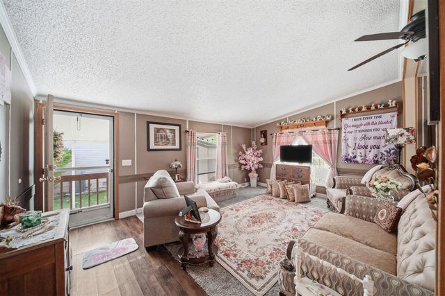 953 Savannah River Drive, Adrian, MI 49221