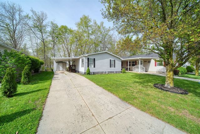 953 Savannah River Drive, Adrian, MI 49221