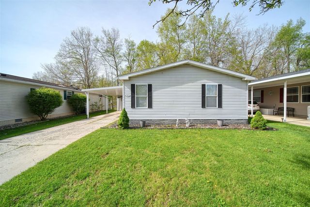 953 Savannah River Drive, Adrian, MI 49221