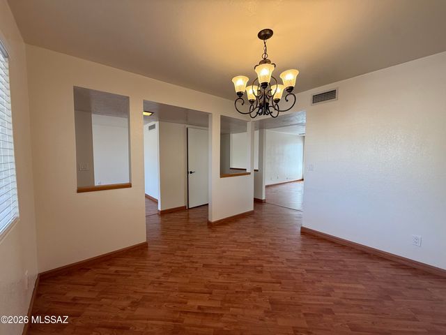 625 N Brown Avenue, Tucson, AZ 85710