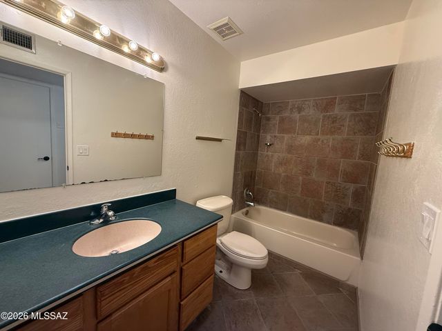 625 N Brown Avenue, Tucson, AZ 85710