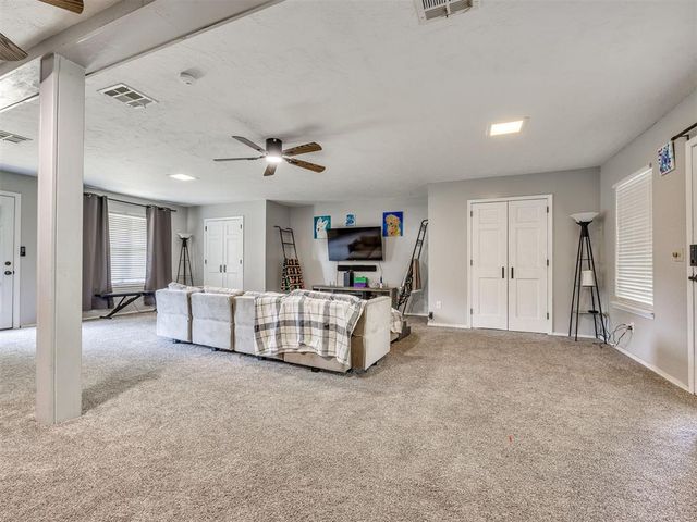 1135 Mockingbird Circle, Choctaw, OK 73020