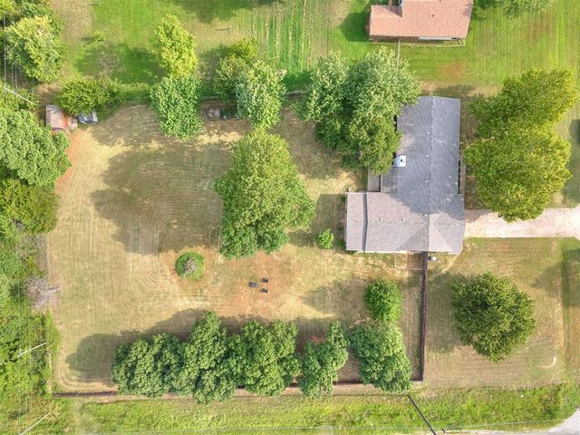 1135 Mockingbird Circle, Choctaw, OK 73020