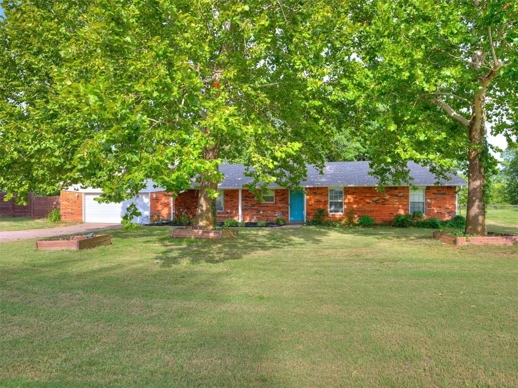 1135 Mockingbird Circle, Choctaw, OK 73020