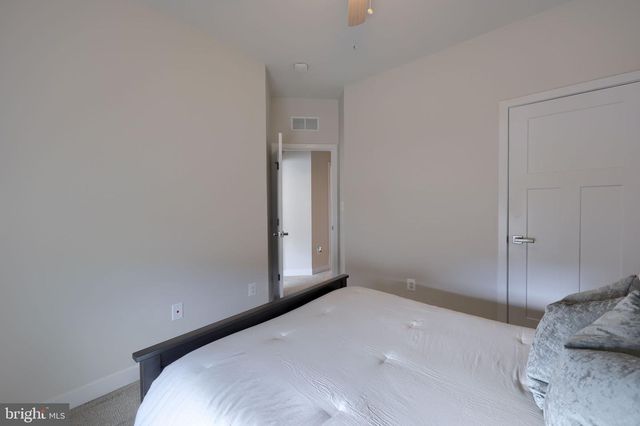 1150 ROSECROFT LN, York, PA 17403