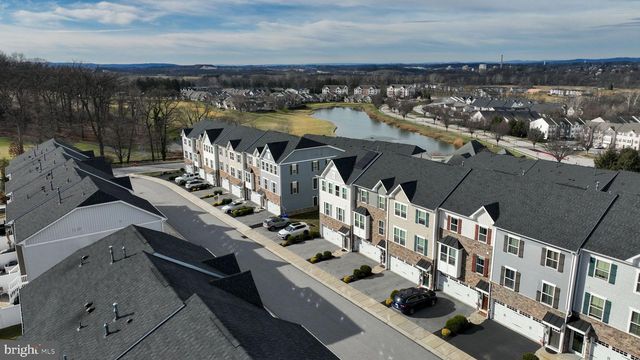 1150 ROSECROFT LN, York, PA 17403