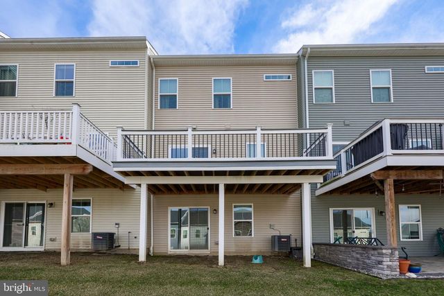 1150 ROSECROFT LN, York, PA 17403