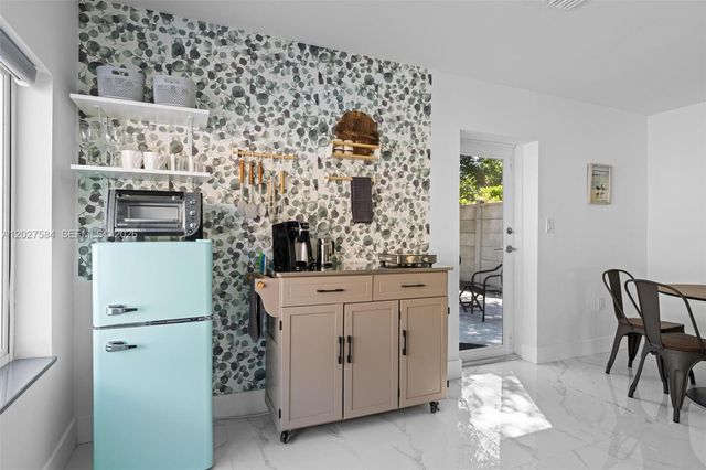 26 NE 88th Street, El Portal, FL 33138