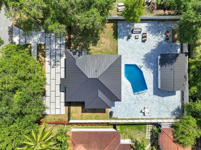 26 NE 88th Street, El Portal, FL 33138