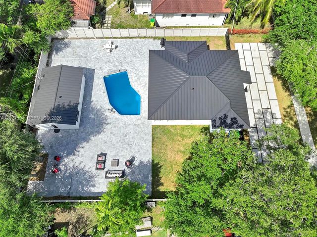 26 NE 88th Street, El Portal, FL 33138