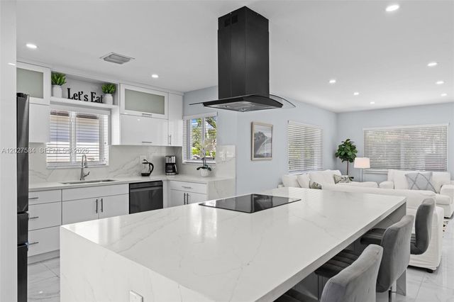 26 NE 88th Street, El Portal, FL 33138