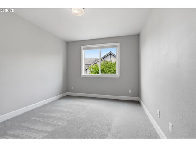 12371 Nw MILLFORD St, Portland, OR 97229