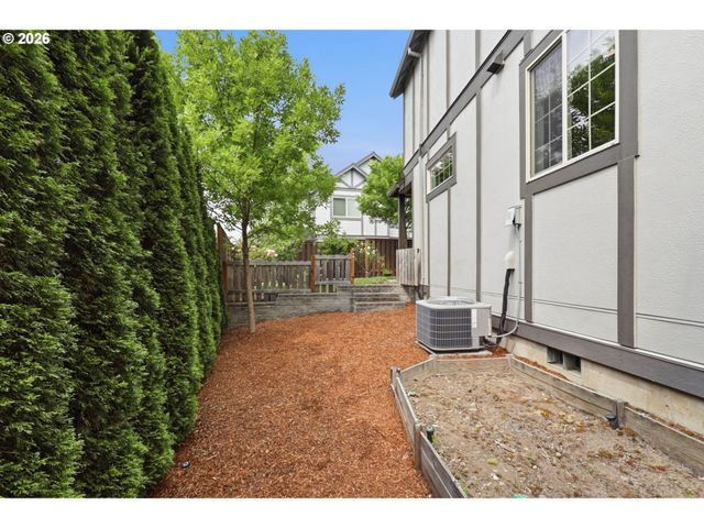 12371 Nw MILLFORD St, Portland, OR 97229