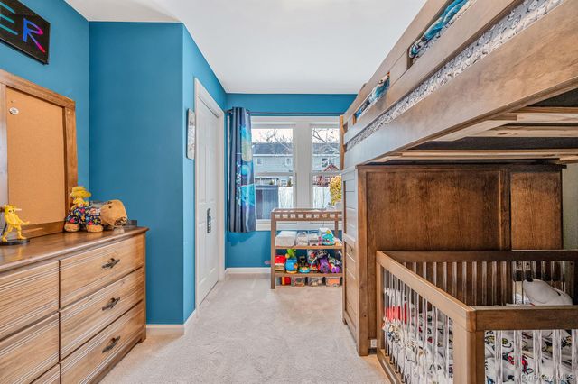 33 Loughlin Drive, Shirley, NY 11967