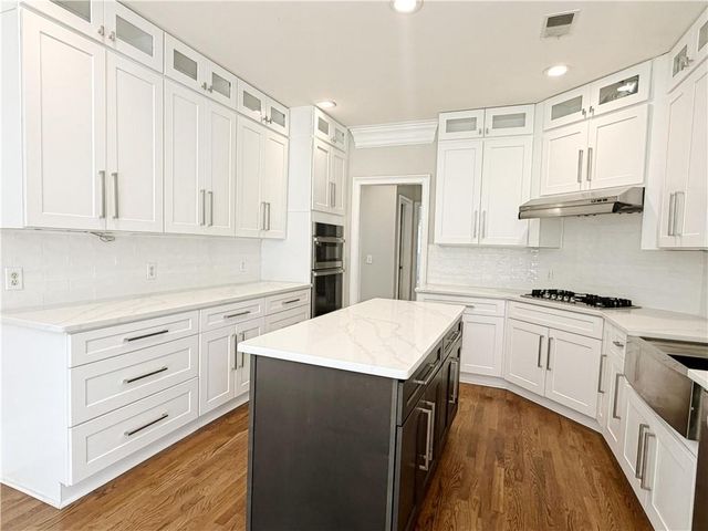 530 Rippling Water Lane, Johns Creek, GA 30097
