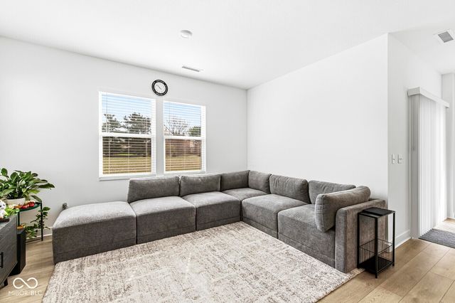 3479 W Sugar Grove Drive, Whitestown, IN 46075