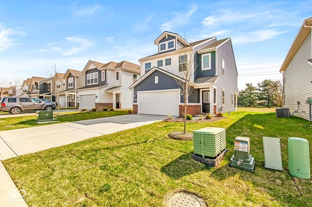 3479 W Sugar Grove Drive, Whitestown, IN 46075