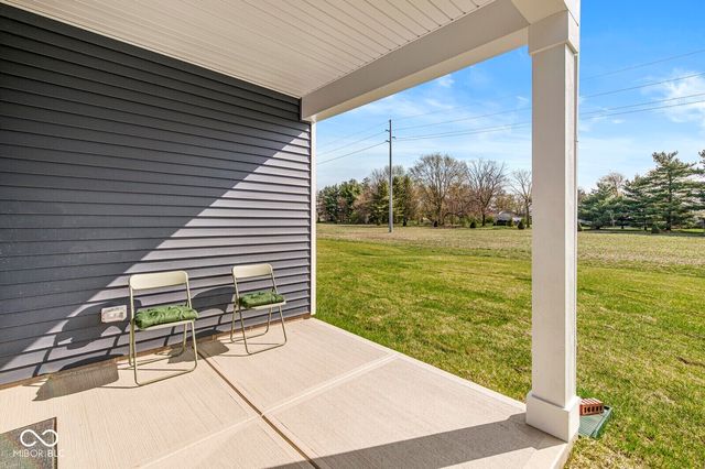 3479 W Sugar Grove Drive, Whitestown, IN 46075