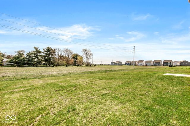 3479 W Sugar Grove Drive, Whitestown, IN 46075
