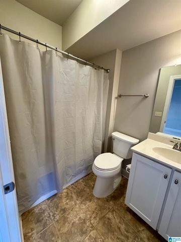 3038 Massey Rd Apt 302, Vestavia Hills, AL 35216