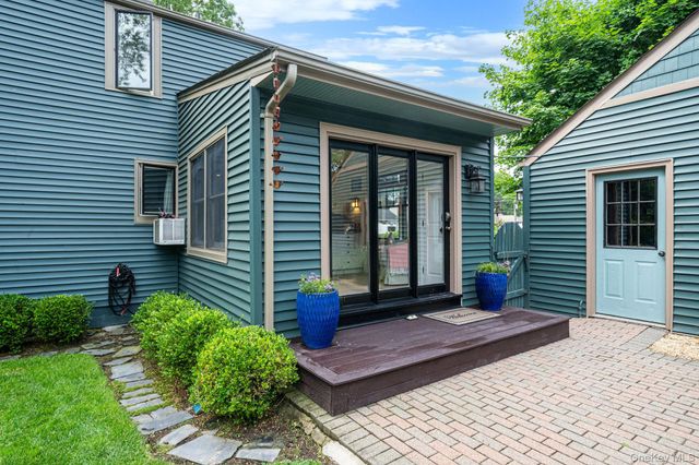 107 Jefferson Street, East Islip, NY 11730