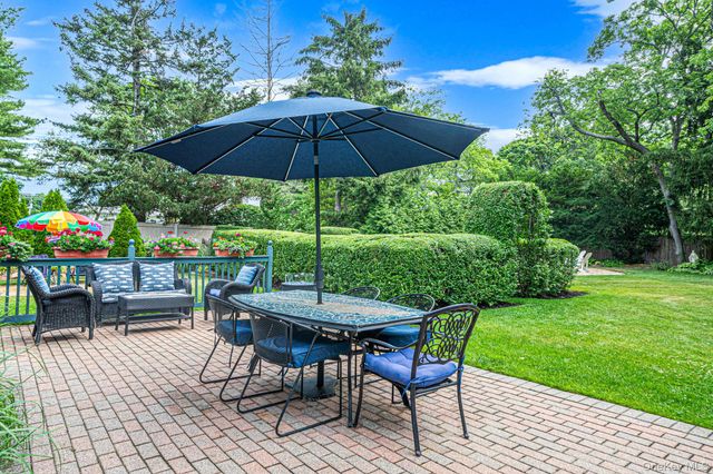 107 Jefferson Street, East Islip, NY 11730