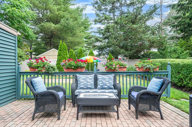 107 Jefferson Street, East Islip, NY 11730