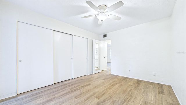 2454 AUSTRALIA WAY E 32, Clearwater, FL 33763
