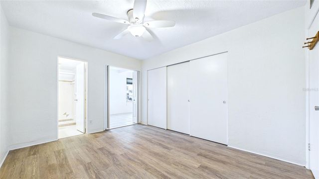 2454 AUSTRALIA WAY E 32, Clearwater, FL 33763