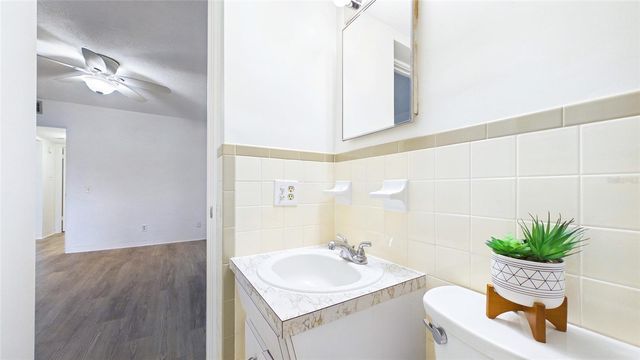 2454 AUSTRALIA WAY E 32, Clearwater, FL 33763
