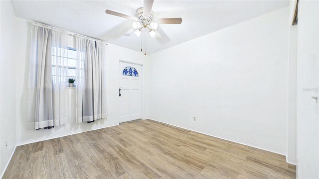 2454 AUSTRALIA WAY E 32, Clearwater, FL 33763
