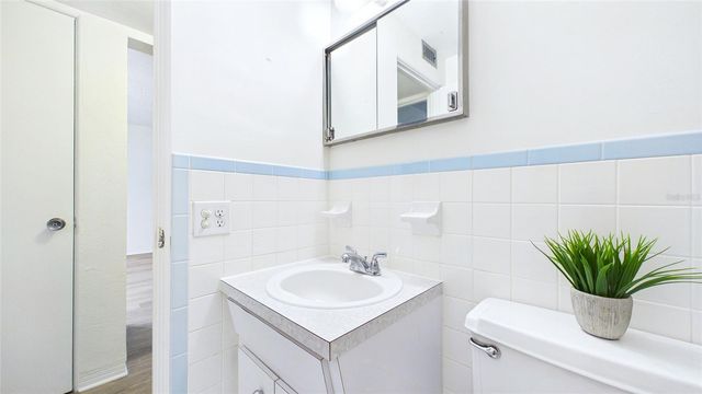 2454 AUSTRALIA WAY E 32, Clearwater, FL 33763