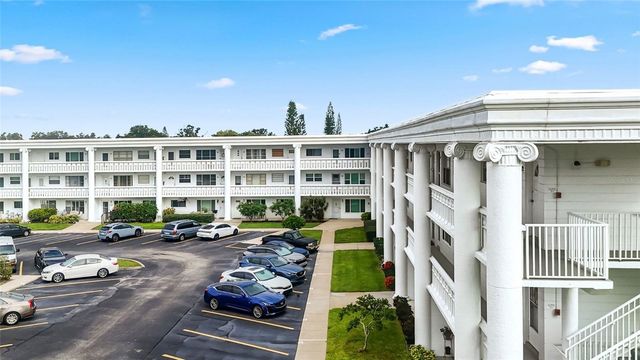 2454 AUSTRALIA WAY E 32, Clearwater, FL 33763