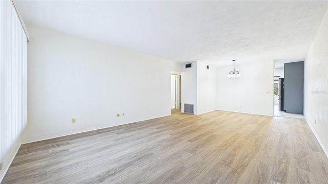 2454 AUSTRALIA WAY E 32, Clearwater, FL 33763