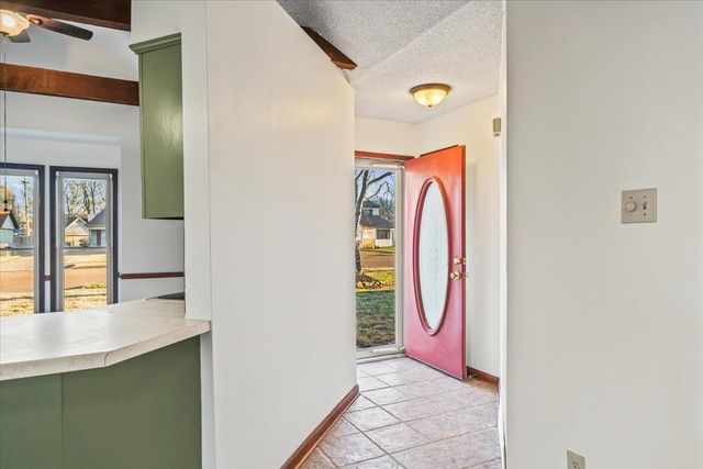 7821 HICKORY MEADOW RD, Millington, TN 38053