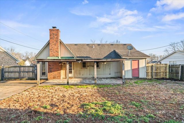 7821 HICKORY MEADOW RD, Millington, TN 38053