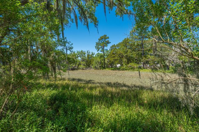 301 McClain Street, Charleston, SC 29407