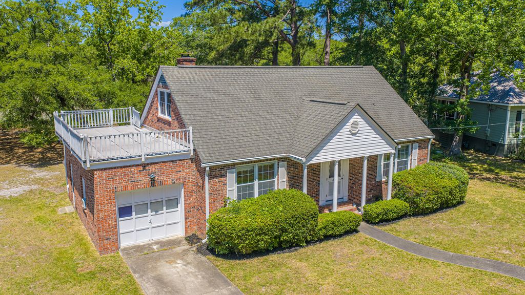 301 McClain Street, Charleston, SC 29407