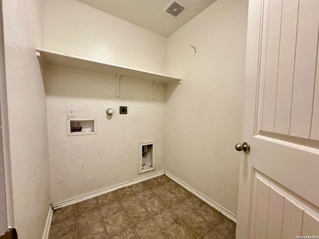 10222 Fossil Valley, San Antonio, TX 78245